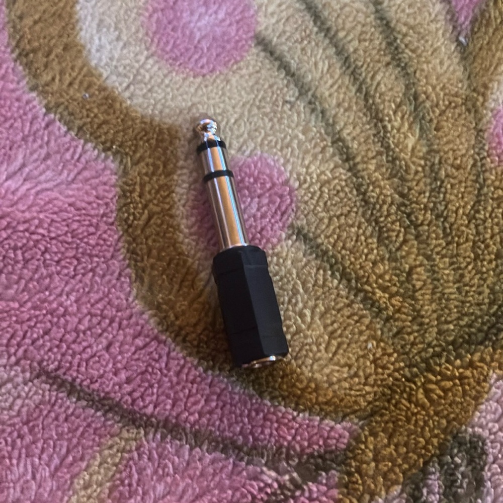 1/4 male adapter for headphones
